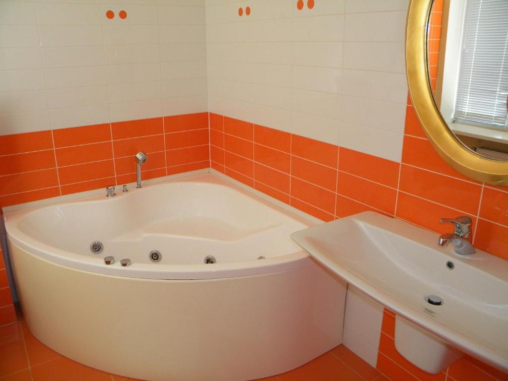 Gloria Mini-Hotel Kişinev Dış mekan fotoğraf