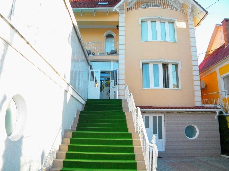 Gloria Mini-Hotel Kişinev Dış mekan fotoğraf