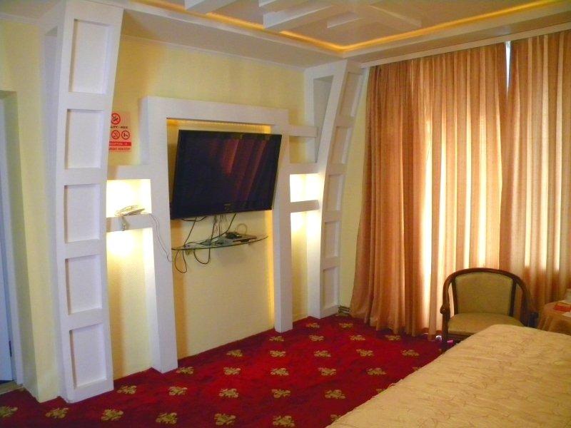 Gloria Mini-Hotel Kişinev Dış mekan fotoğraf